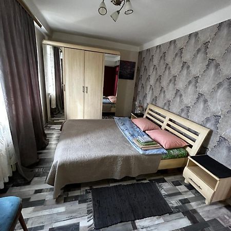 Апартаменты На Русановке Kiev Esterno foto