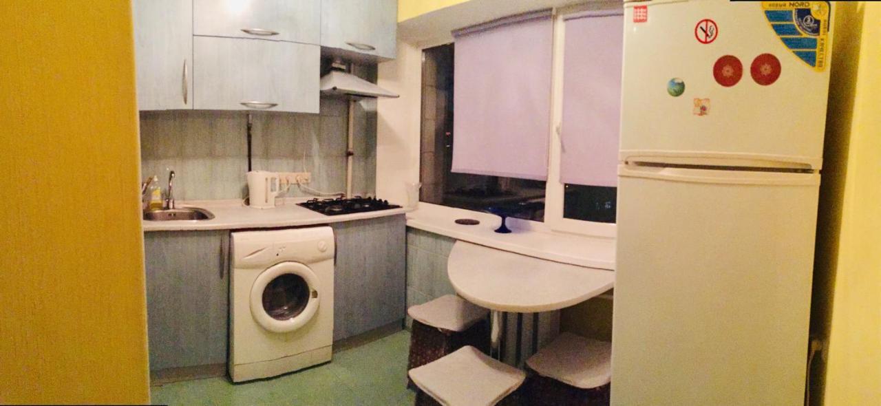 Апартаменты На Русановке Kiev Esterno foto