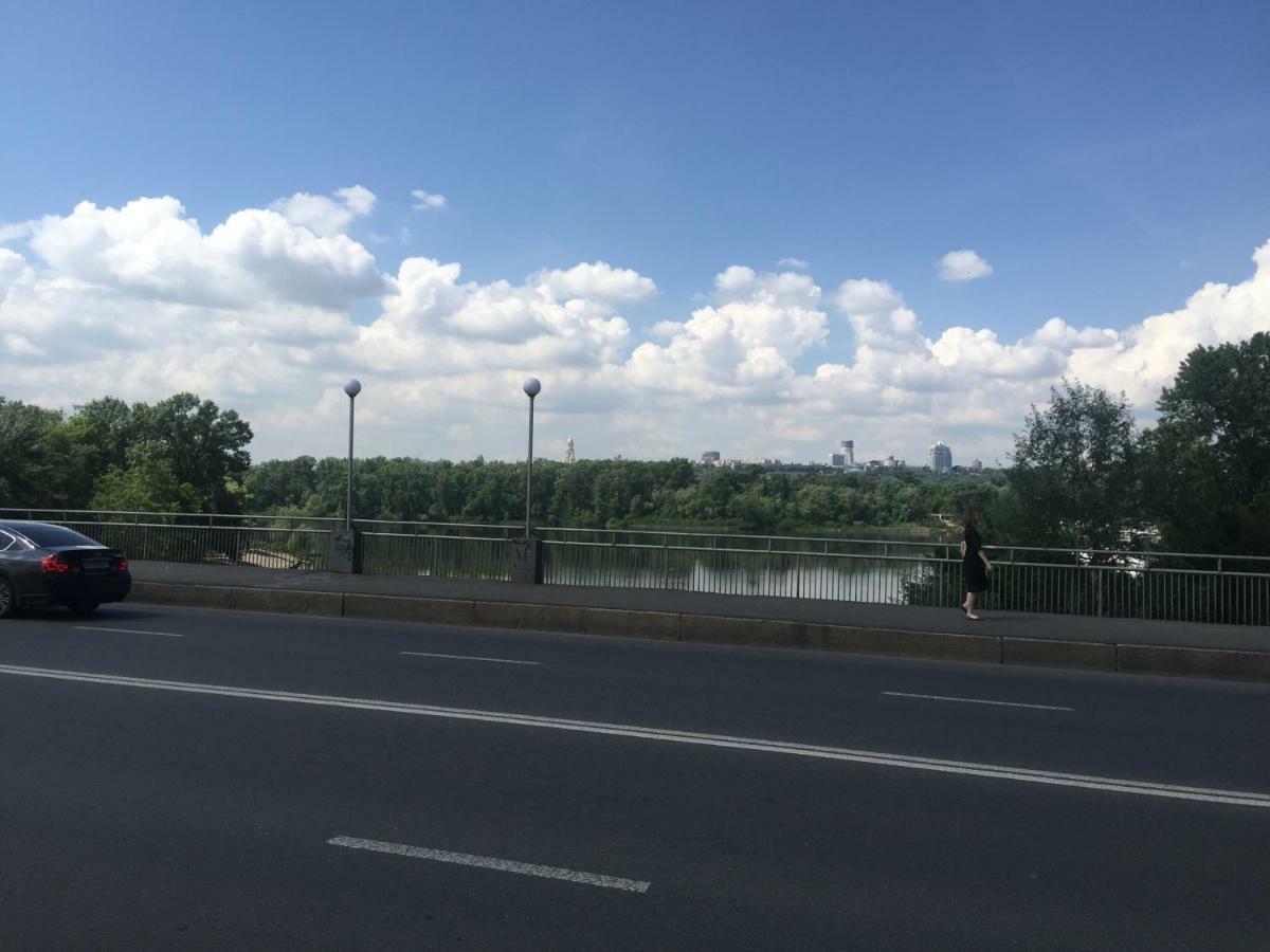 Апартаменты На Русановке Kiev Esterno foto